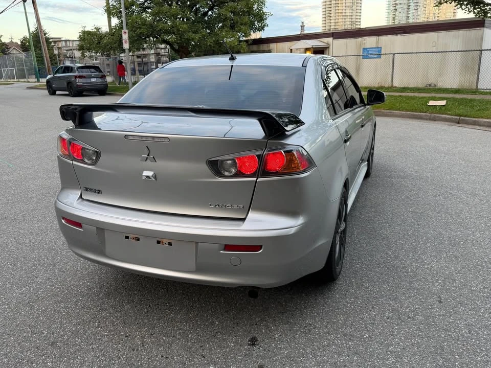 2017 Mitsubishi Lancer - Image 2 of 20