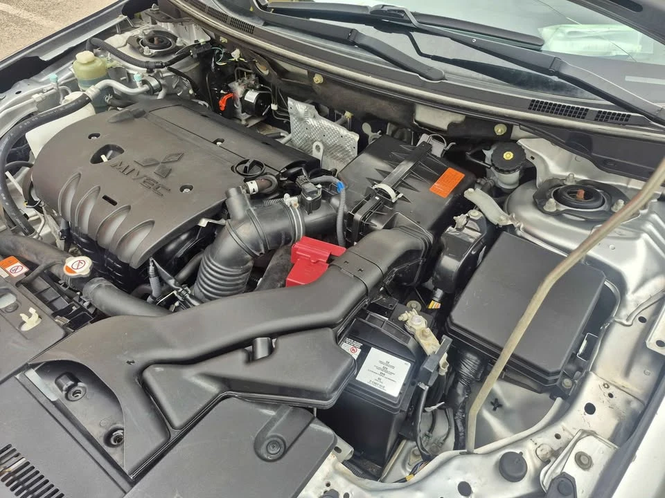 2017 Mitsubishi Lancer - Image 3 of 6