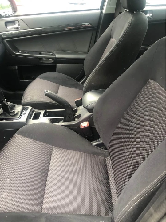 2017 Mitsubishi Lancer - Image 11 of 19