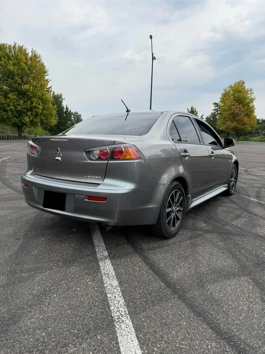 2017 Mitsubishi Lancer 10th Gen - Image 4 of 6