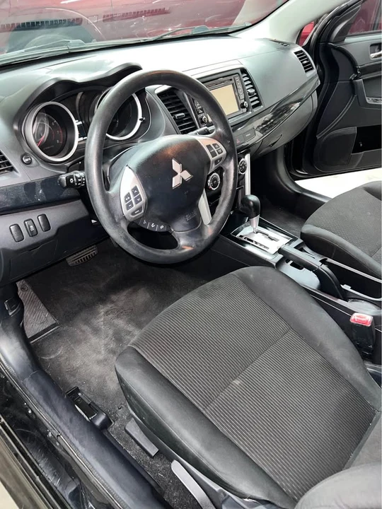 2017 Mitsubishi Lancer 10th Gen - Image 7 of 10
