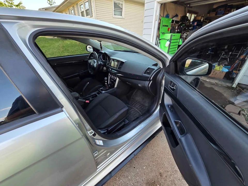 2017 Mitsubishi Lancer 9th Gen - Image 6 of 10