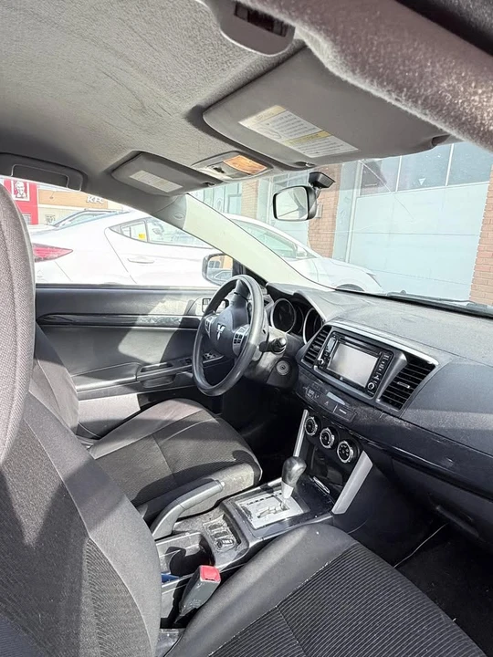 2017 Mitsubishi Lancer - Image 9 of 9