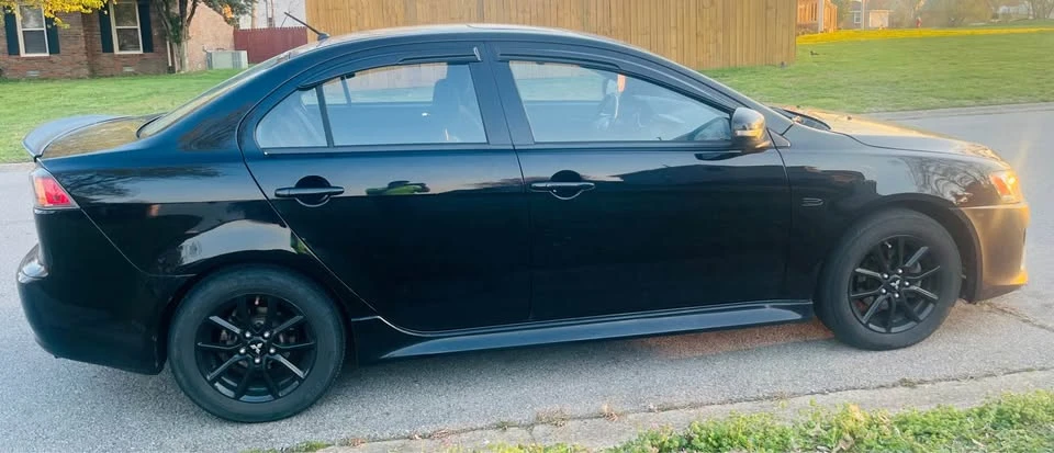 2017 Mitsubishi Lancer 10th Gen - Image 3 of 10