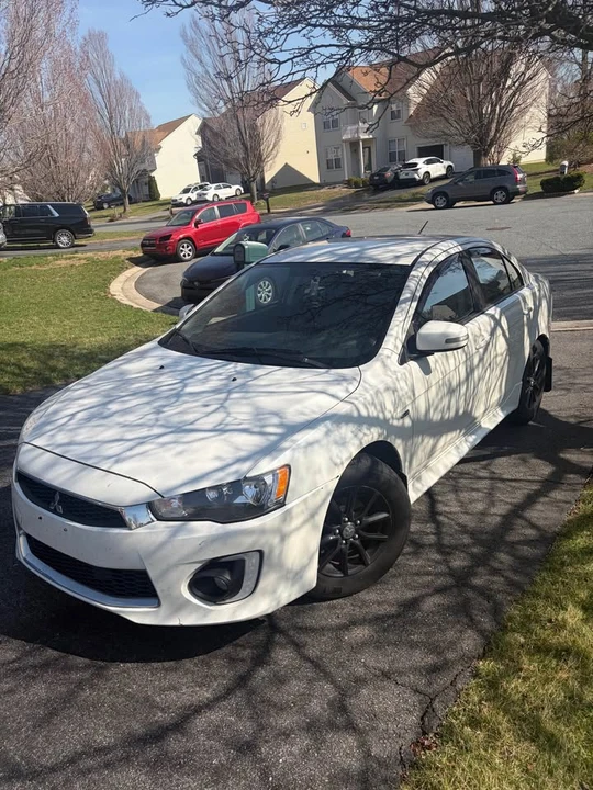 2017 Mitsubishi Lancer 9th Gen - Image 3 of 16