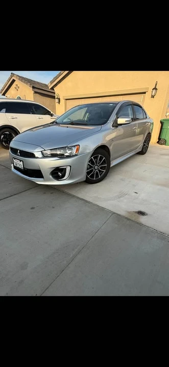 2017 Mitsubishi Lancer - Image 7 of 15