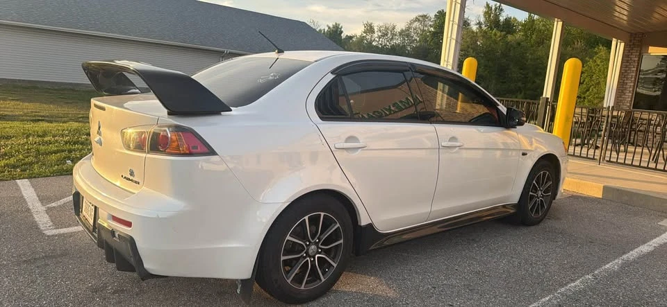2017 Mitsubishi Lancer 9th Gen - Image 4 of 6