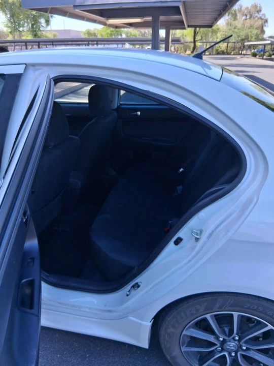 2017 Mitsubishi Lancer 9th Gen - Image 13 of 19