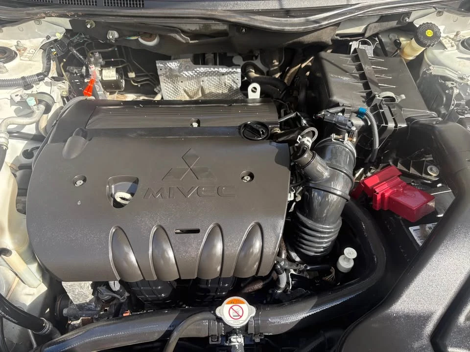 2017 Mitsubishi Lancer 10th Gen - Image 11 of 11