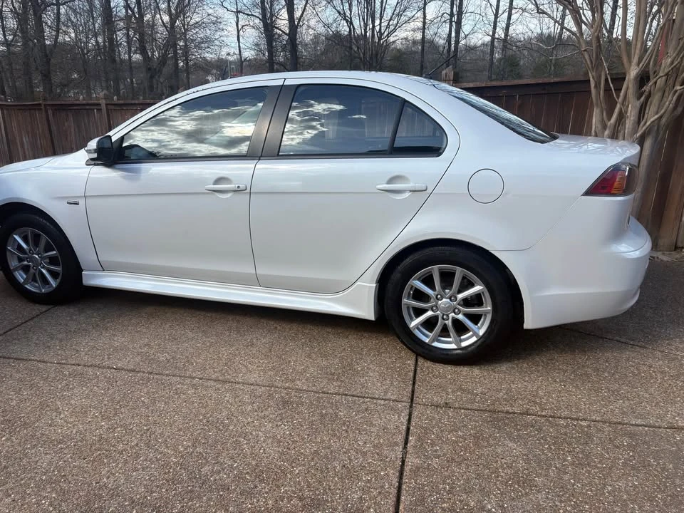2017 Mitsubishi Lancer 10th Gen - Image 6 of 11