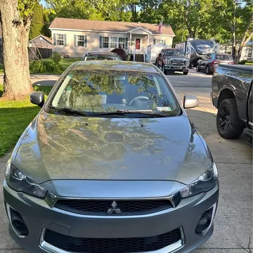2017 Mitsubishi Lancer ES