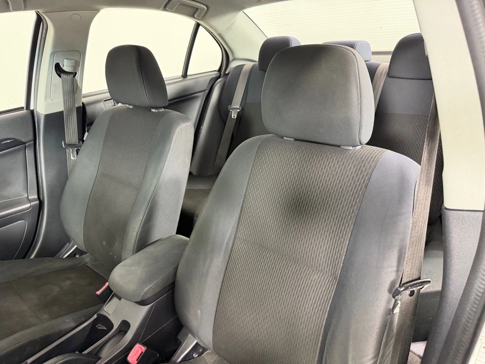 2017 Mitsubishi Lancer 10th Gen - Image 12 of 21