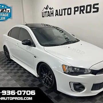 2017 Mitsubishi Lancer LE