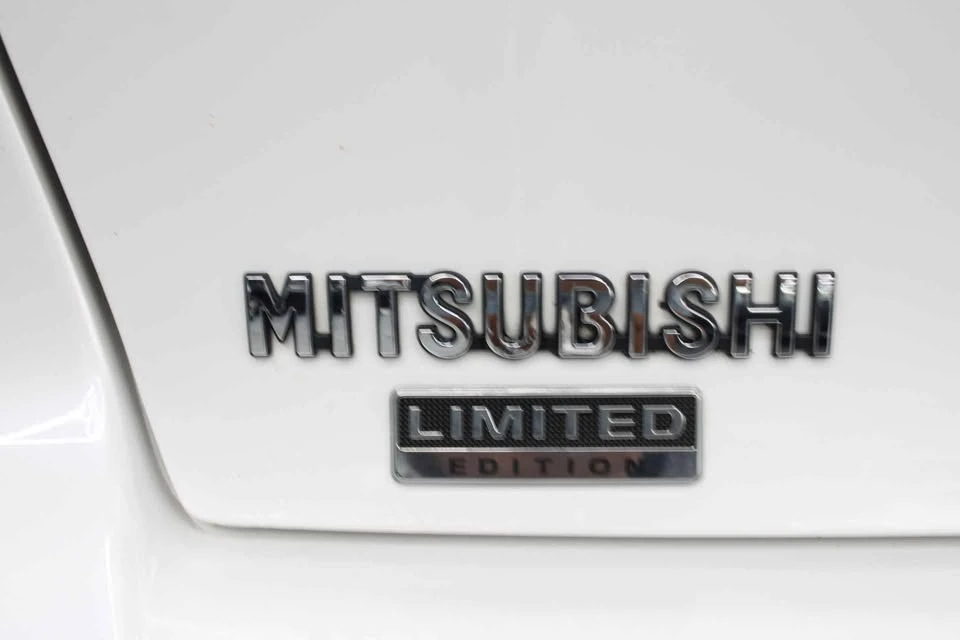 2017 Mitsubishi Lancer 9th Gen - Image 18 of 21
