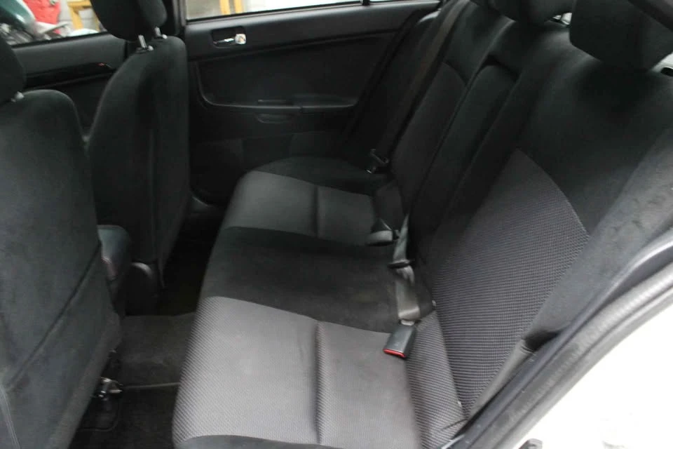 2017 Mitsubishi Lancer 9th Gen - Image 13 of 21