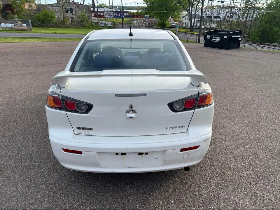 2017 Mitsubishi Lancer 10th Gen - Image 5 of 9