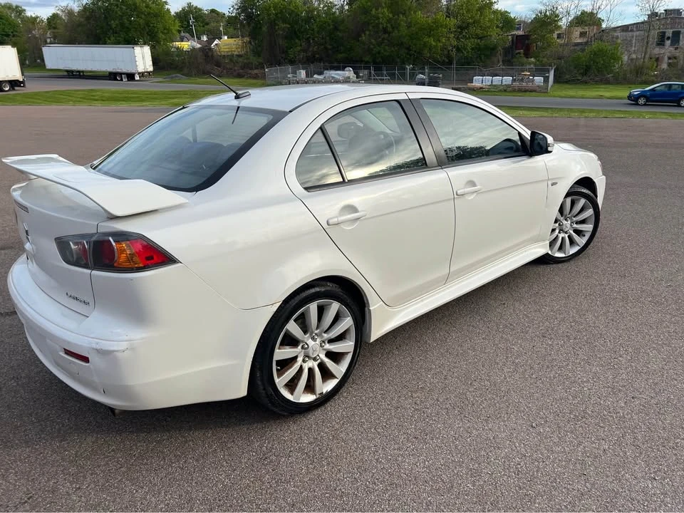 2017 Mitsubishi Lancer 10th Gen - Image 4 of 9