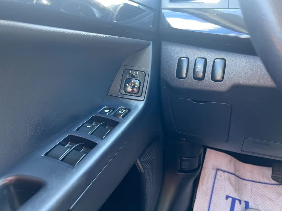 2017 Mitsubishi Lancer 10th Gen - Image 11 of 13