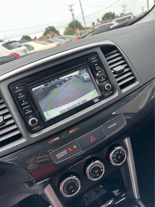 2017 Mitsubishi Lancer - Image 16 of 20