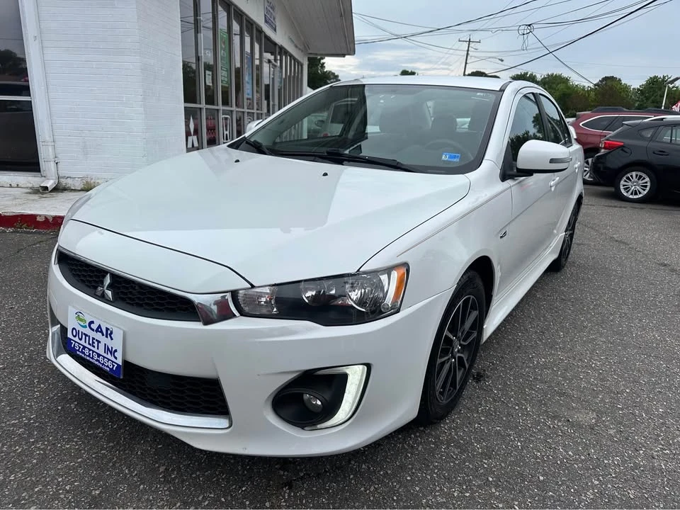 2017 Mitsubishi Lancer - Image 2 of 20