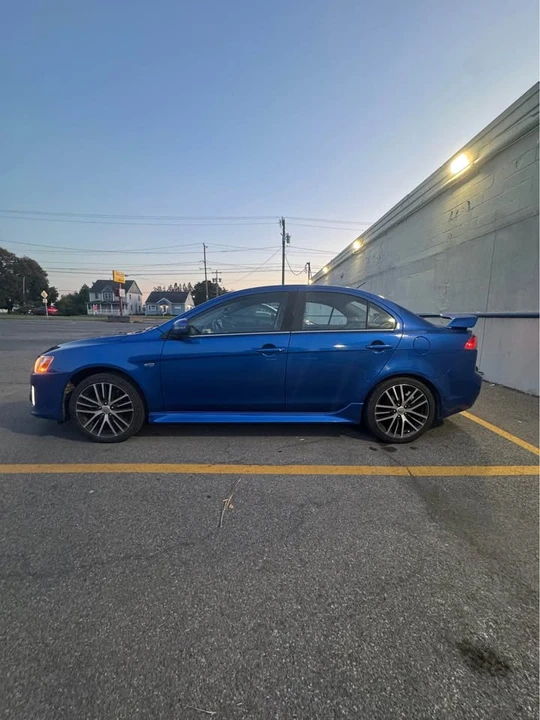2017 Mitsubishi Lancer 10th Gen - Image 5 of 8