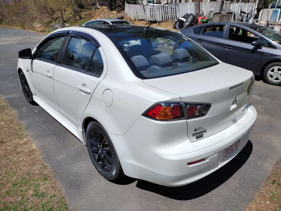 2017 Mitsubishi Lancer 9th Gen - Image 8 of 10