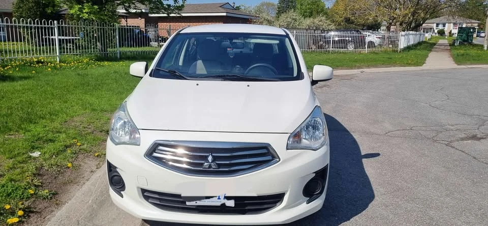 2017 Mitsubishi Mirage 6th Gen - Image 2 of 4