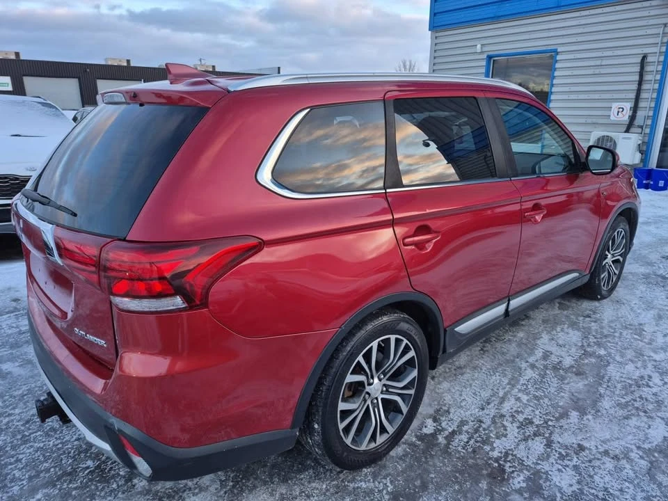 2017 Mitsubishi Outlander - Image 4 of 20