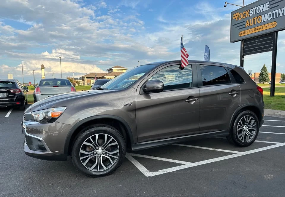 2017 Mitsubishi Outlander - Image 3 of 20