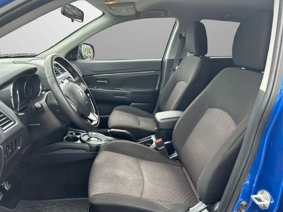 2017 Mitsubishi Outlander Sport - Image 9 of 12