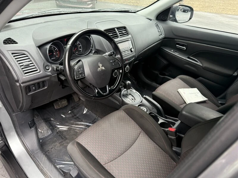 2017 Mitsubishi Outlander Sport - Image 17 of 20