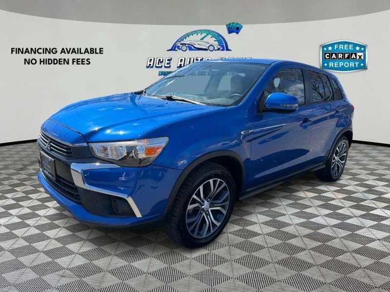 2017 Mitsubishi Outlander - Image 3 of 12
