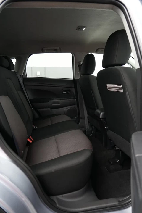 2017 Mitsubishi Outlander Sport - Image 17 of 20