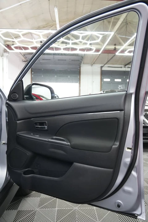 2017 Mitsubishi Outlander Sport - Image 6 of 20