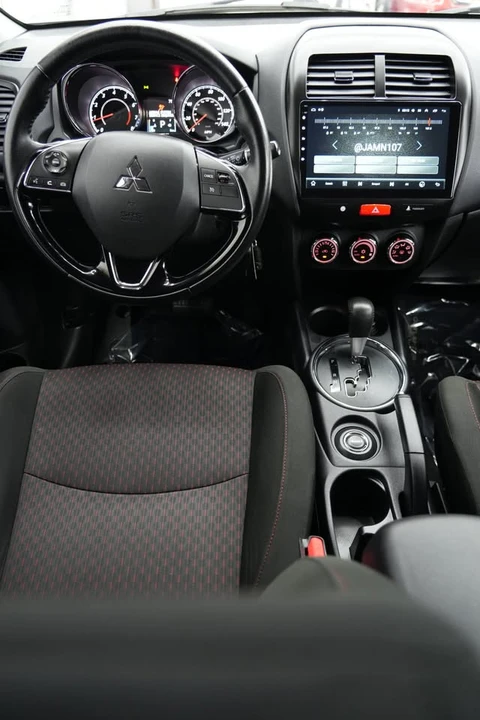 2017 Mitsubishi Outlander Sport - Image 10 of 20