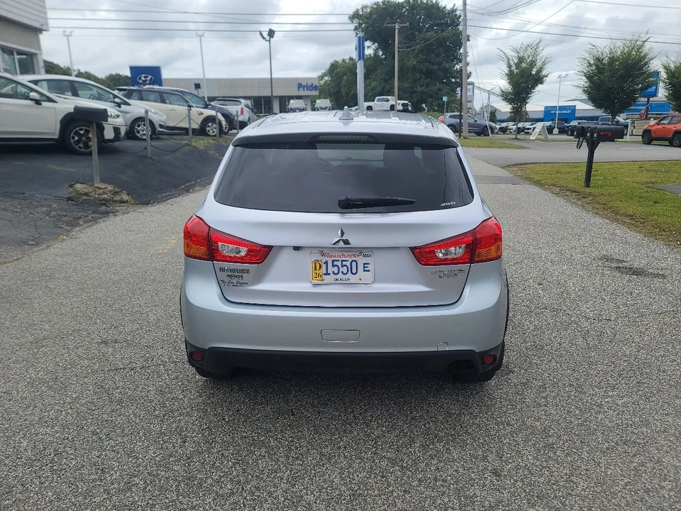 2017 Mitsubishi Outlander Sport - Image 6 of 21