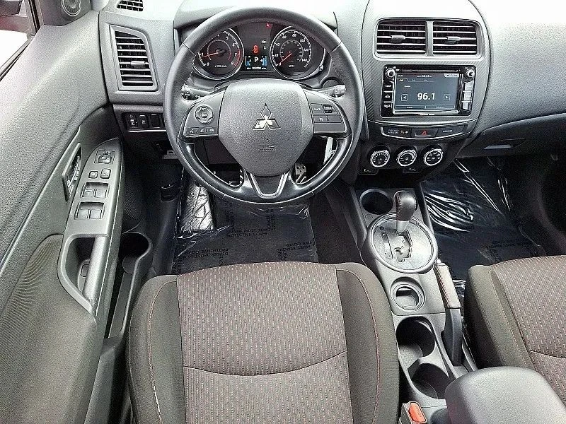 2017 Mitsubishi Outlander - Image 12 of 12