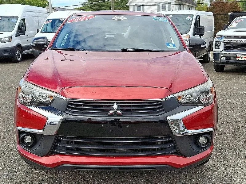 2017 Mitsubishi Outlander - Image 3 of 12