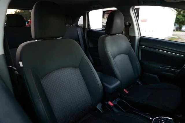 2017 Mitsubishi Outlander Sport - Image 15 of 15