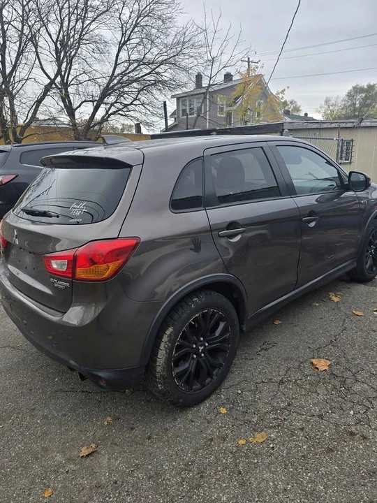 2017 Mitsubishi Outlander Sport - Image 9 of 20