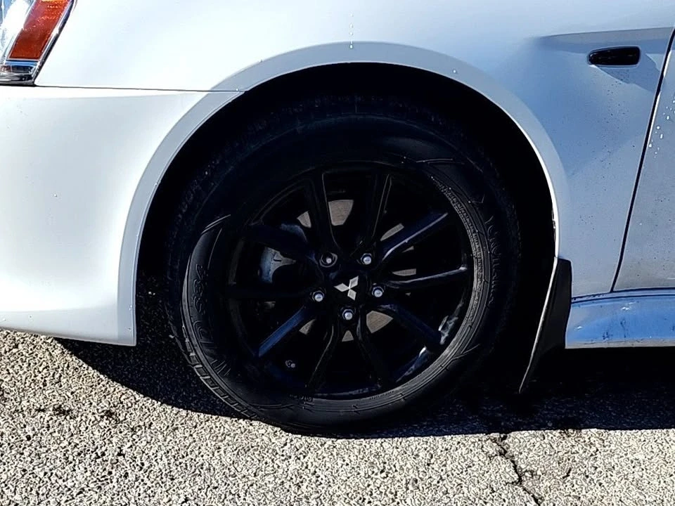 2017 Mitsubishi Lancer 10th Gen - Image 5 of 12