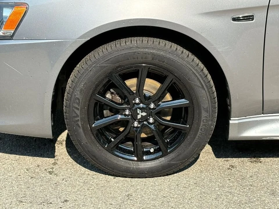 2017 Mitsubishi Lancer 10th Gen - Image 9 of 20