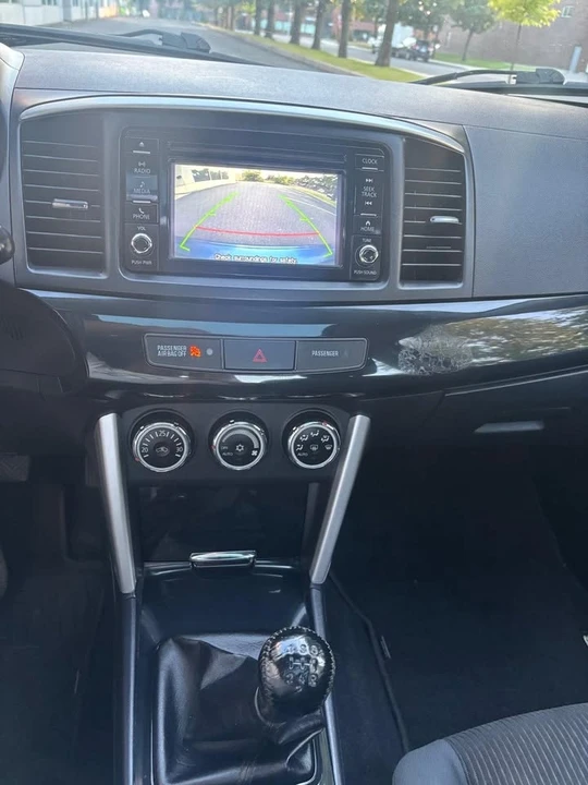 2017 Mitsubishi Lancer 10th Gen - Image 11 of 16