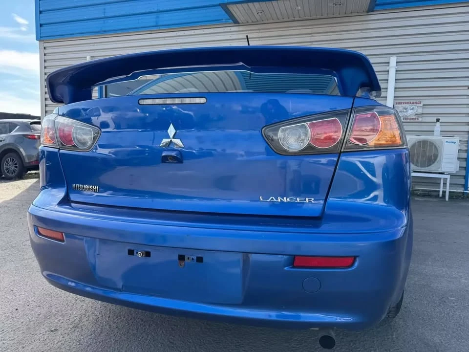 2017 Mitsubishi Lancer 10th Gen - Image 5 of 12
