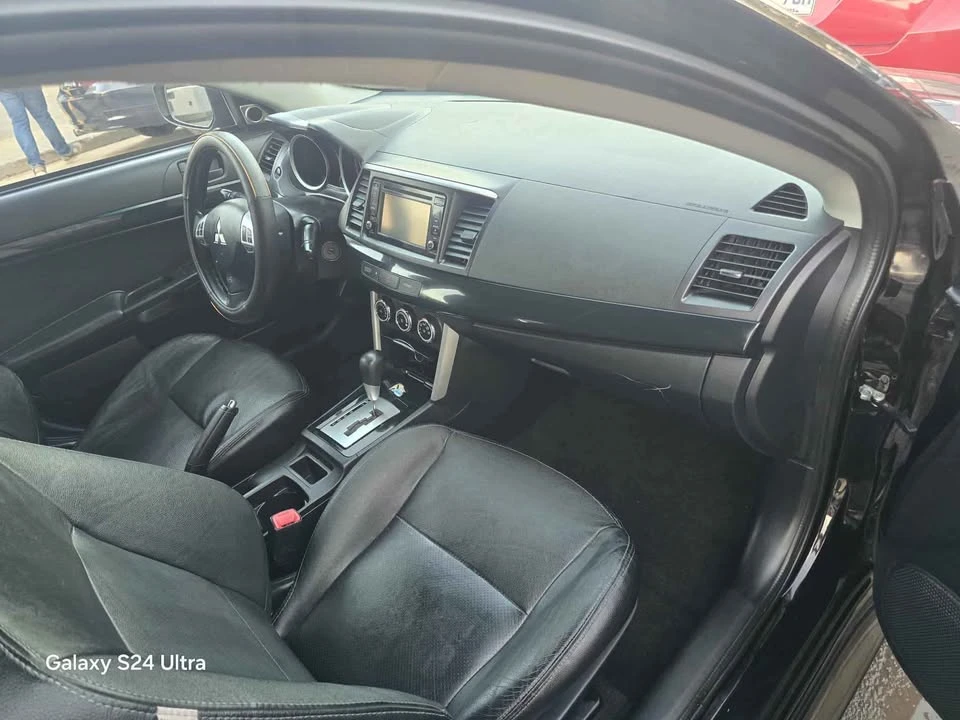 2017 Mitsubishi Lancer 10th Gen - Image 12 of 19