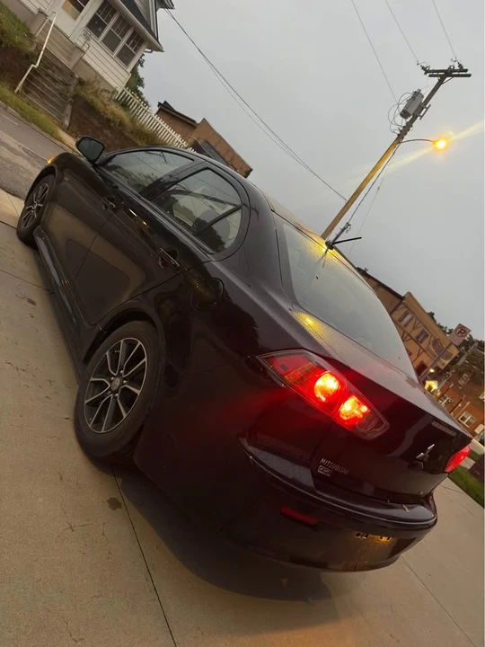 2017 Mitsubishi Lancer 10th Gen - Image 4 of 6