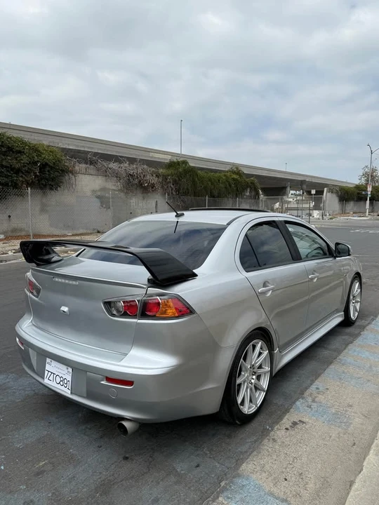 2017 Mitsubishi Lancer 10th Gen - Image 4 of 17