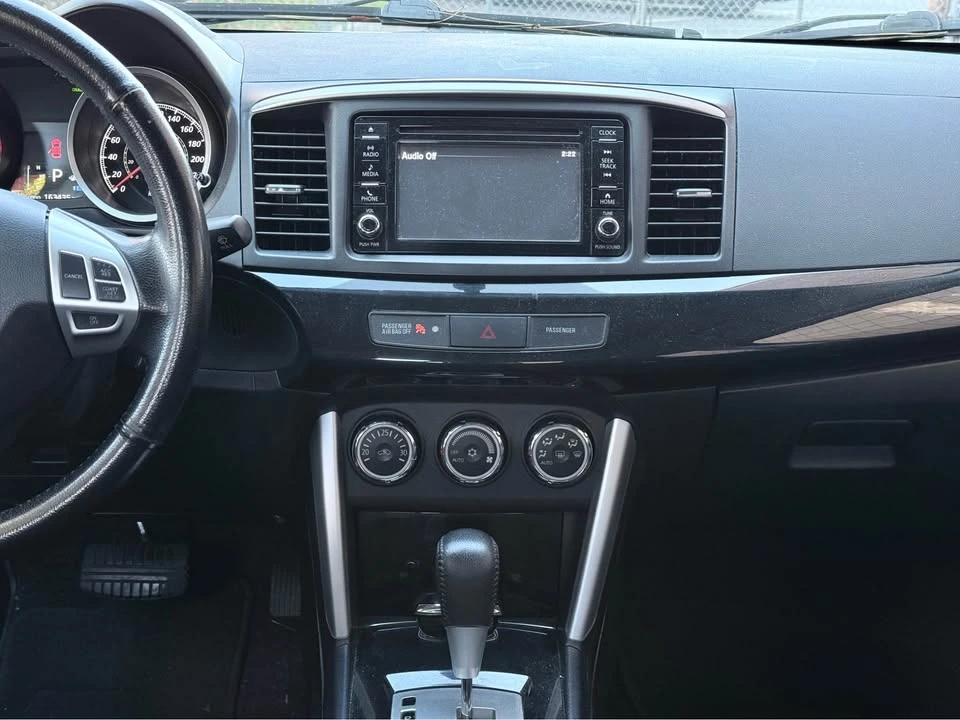 2017 Mitsubishi Lancer 10th Gen - Image 11 of 20