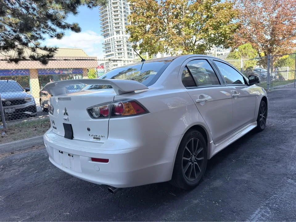 2017 Mitsubishi Lancer 10th Gen - Image 5 of 20