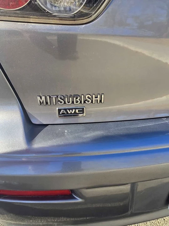2017 Mitsubishi Lancer 10th Gen - Image 9 of 10